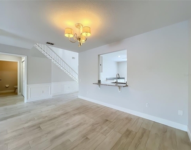 900 W Charing Cross Circle - Photo Thumbnail 22