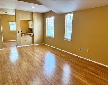 1321 Arbor Vista Loop - Photo Thumbnail 1