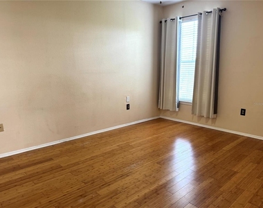 1321 Arbor Vista Loop - Photo Thumbnail 10