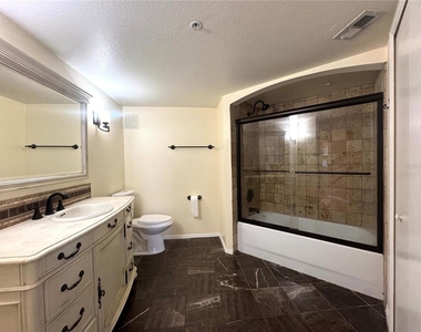 1321 Arbor Vista Loop - Photo Thumbnail 12