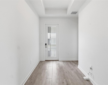 3000 Ella Way - Photo Thumbnail 6