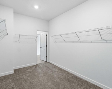 3000 Ella Way - Photo Thumbnail 24
