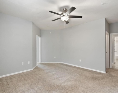 132 Vista Verdi Circle - Photo Thumbnail 36