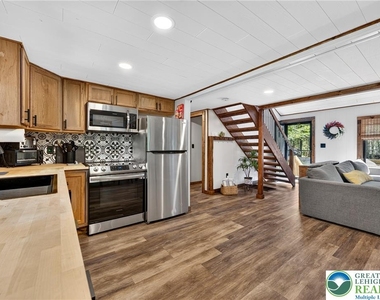 1029 Laurel Hill Road - Photo Thumbnail 9