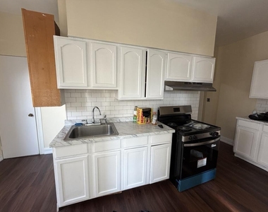 848 N 7th Street - Photo Thumbnail 5