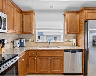 5300 S Atlantic Avenue - Photo Thumbnail 10