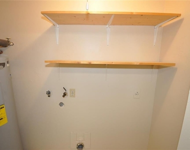 3812 Deeson Road - Photo Thumbnail 14