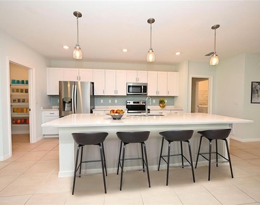 2028 Rosewood Circle - Photo Thumbnail 3