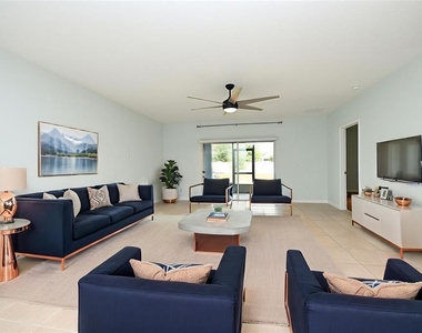 2028 Rosewood Circle - Photo Thumbnail 11