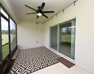 2028 Rosewood Circle - Photo Thumbnail 41