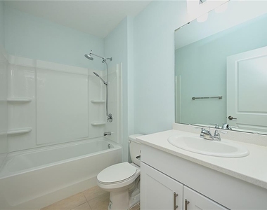 2028 Rosewood Circle - Photo Thumbnail 39