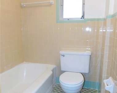 552 Ne 5th Avenue - Photo Thumbnail 10