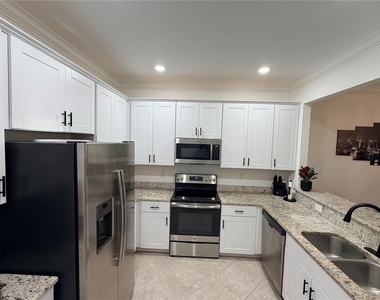12542 Westhaven Way - Photo Thumbnail 8