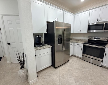 12542 Westhaven Way - Photo Thumbnail 3