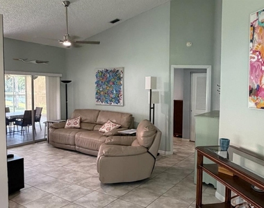 608 Marcus Street - Photo Thumbnail 6