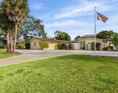 7215 Westmoreland Drive - Photo Thumbnail 1