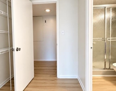 4127 Heron Way - Photo Thumbnail 8