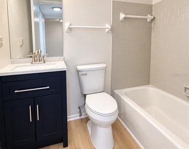 4127 Heron Way - Photo Thumbnail 5