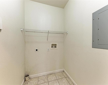 4802 51st Street W - Photo Thumbnail 24