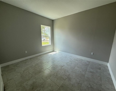 1412 Minneapolis Avenue - Photo Thumbnail 13