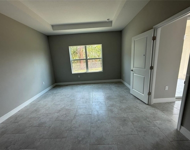 1412 Minneapolis Avenue - Photo Thumbnail 9