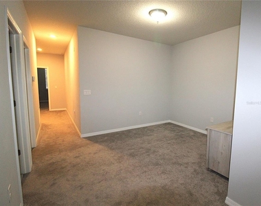 2922 Grand Kemerton Place - Photo Thumbnail 22