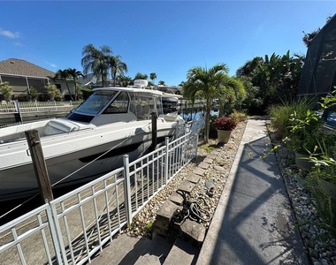 4727 Spinnaker Drive - Photo Thumbnail 35