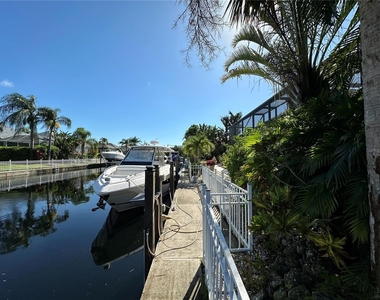 4727 Spinnaker Drive - Photo Thumbnail 39