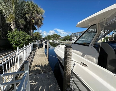 4727 Spinnaker Drive - Photo Thumbnail 36