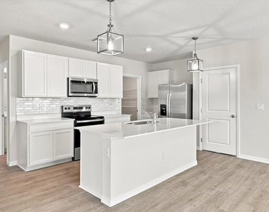 18112 Gander Terrace - Photo Thumbnail 11