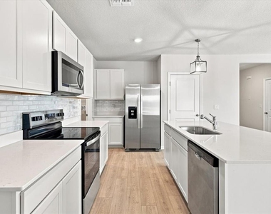 18112 Gander Terrace - Photo Thumbnail 14