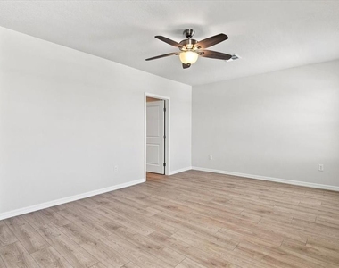 18112 Gander Terrace - Photo Thumbnail 24