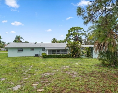 1225 Casabella Drive - Photo Thumbnail 24