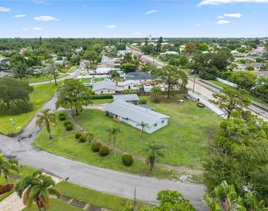 1225 Casabella Drive - Photo Thumbnail 28