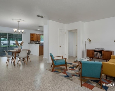 1225 Casabella Drive - Photo Thumbnail 3