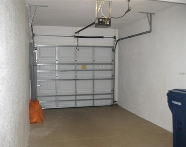 6405 Bay Cedar Lane - Photo Thumbnail 17