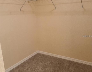 6405 Bay Cedar Lane - Photo Thumbnail 12