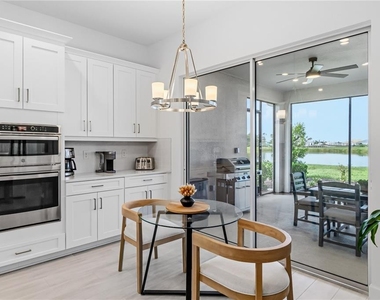 10394 Morning Mist Lane - Photo Thumbnail 21