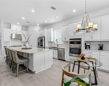 10394 Morning Mist Lane - Photo Thumbnail 17