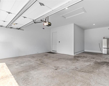 10394 Morning Mist Lane - Photo Thumbnail 6