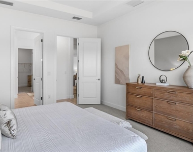 10394 Morning Mist Lane - Photo Thumbnail 25