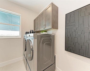 10016 Rembrandt Way - Photo Thumbnail 30