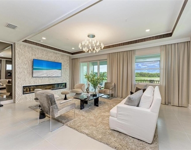 10016 Rembrandt Way - Photo Thumbnail 14