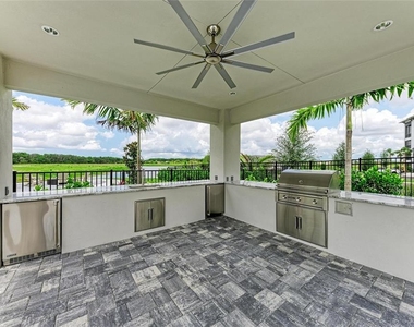 10016 Rembrandt Way - Photo Thumbnail 36