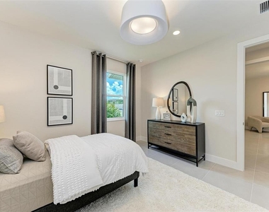 10016 Rembrandt Way - Photo Thumbnail 27
