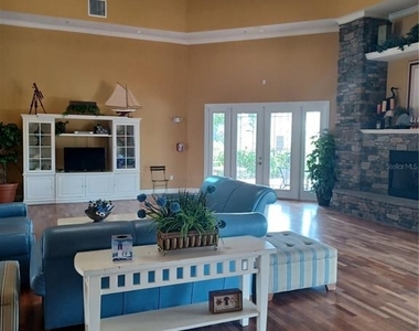 5570 Rosehill Road - Photo Thumbnail 14