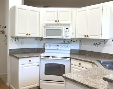 5006 45th Street W - Photo Thumbnail 10