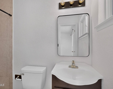5108 Yvette Avenue - Photo Thumbnail 22
