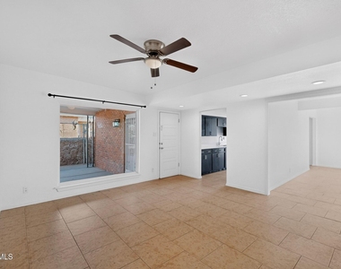 5108 Yvette Avenue - Photo Thumbnail 10