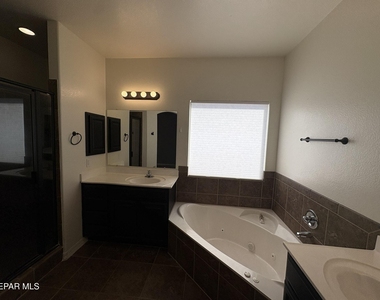 12220 Branell Lane - Photo Thumbnail 36